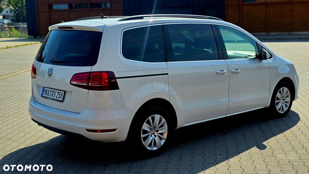 Volkswagen Sharan 2.0 TDI Highline DSG - 11
