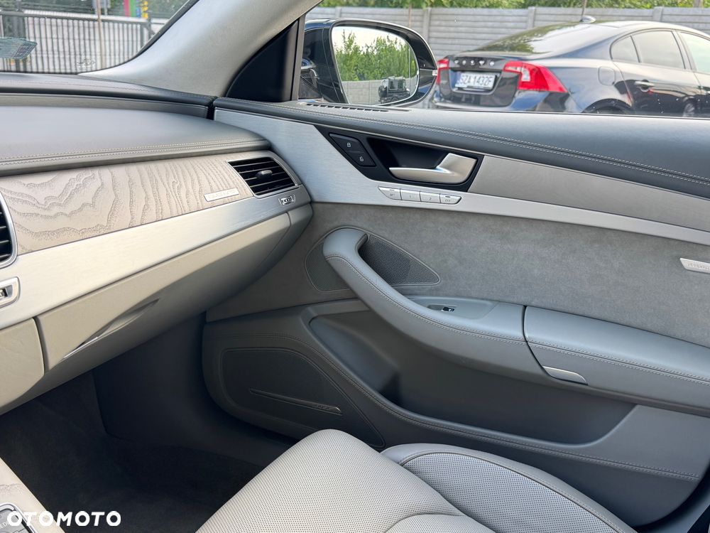 Audi A8 3.0 TDI ultra DPF quattro tiptronic - 26