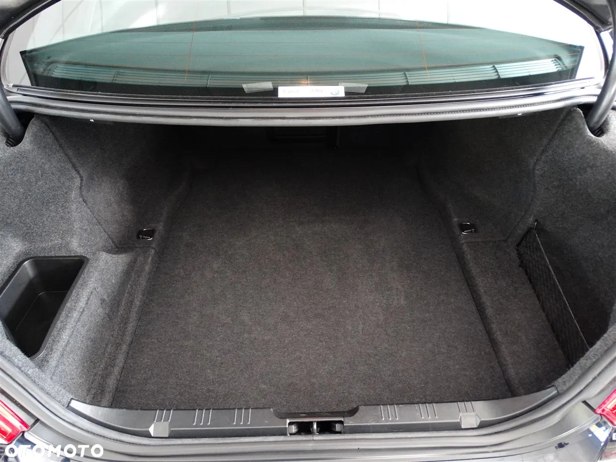 BMW Seria 5 530i - 37