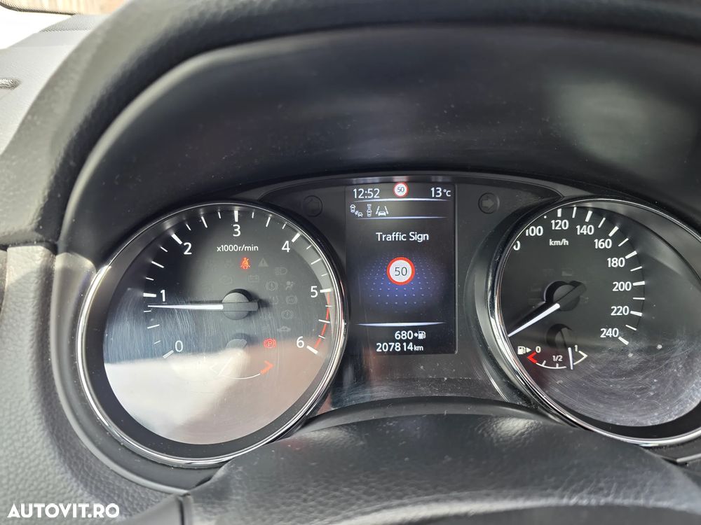 Nissan Qashqai 1.6 DCI Start/Stop Tekna - 22