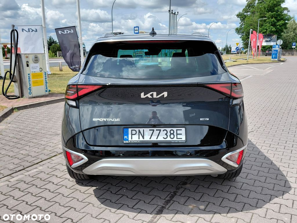 Kia Sportage 1.6 T-GDI HEV Business Line 2WD - 4