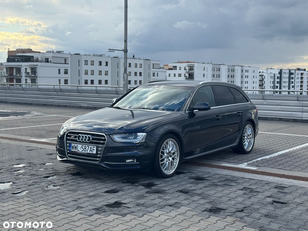Audi S4 Avant 2012 photo 4