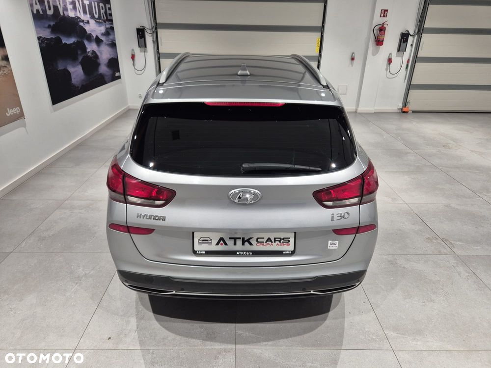 Hyundai i30 1.5 T-GDI 48V Smart - 11