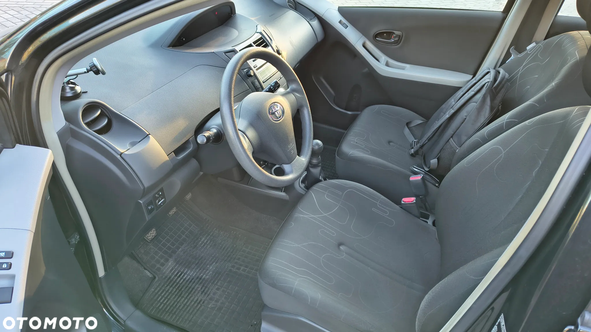 Toyota Yaris 1.0 Active - 9