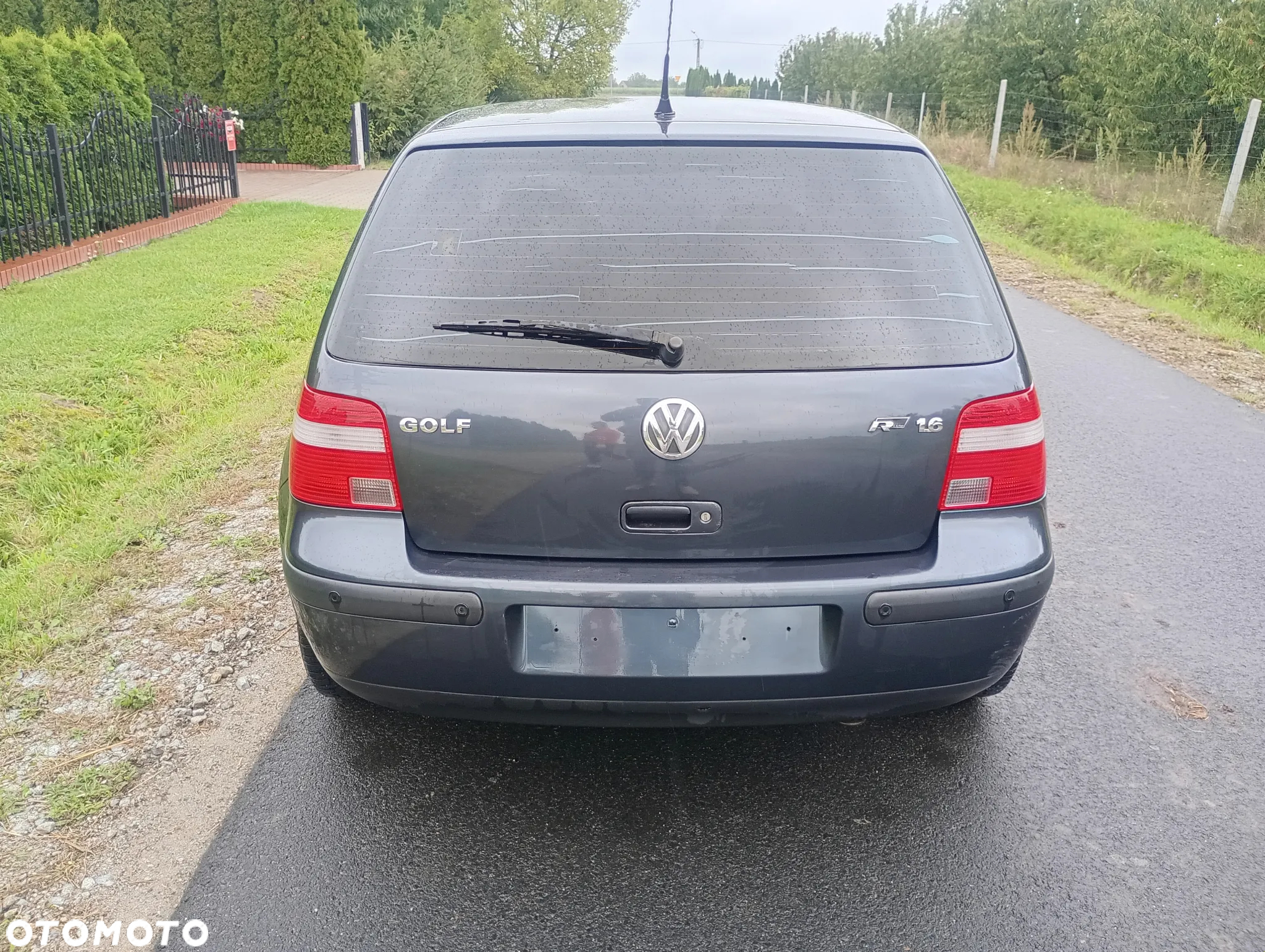 Volkswagen Golf - 4
