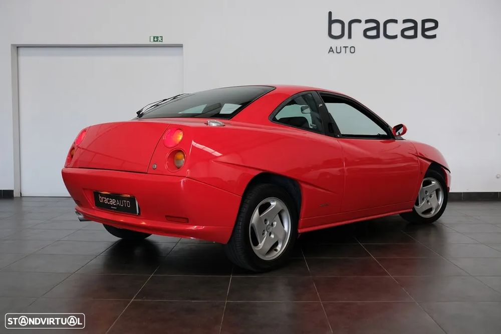 Fiat Coupe 2.0 16V Plus - 12