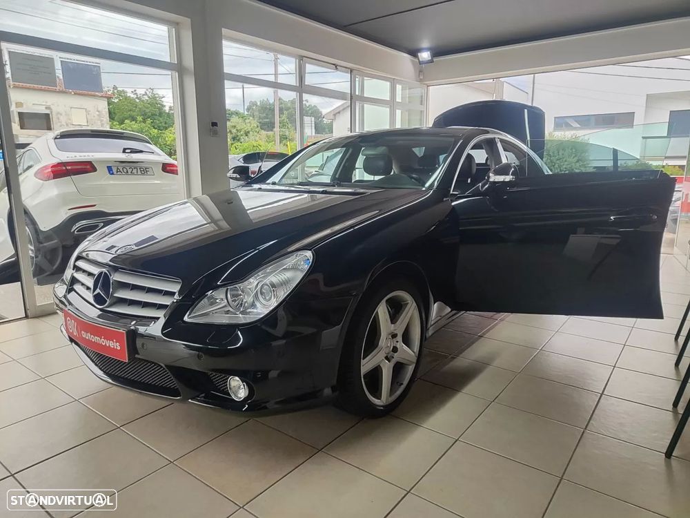 Mercedes-Benz CLS 55 AMG Standard - 23