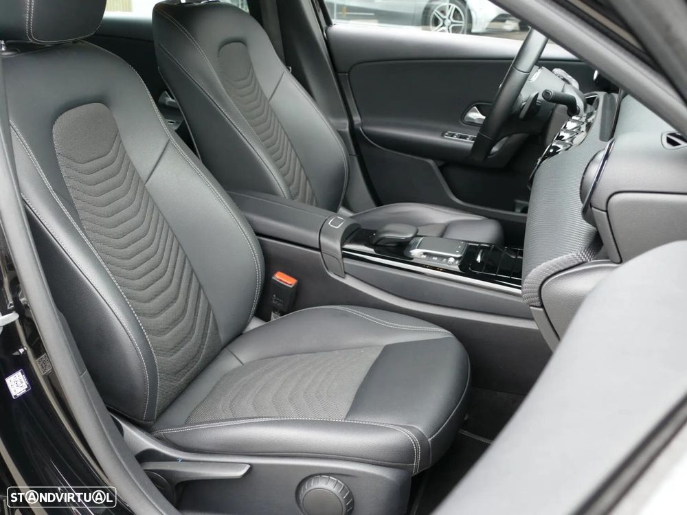 Mercedes-Benz A 250 e Style Plus - 25