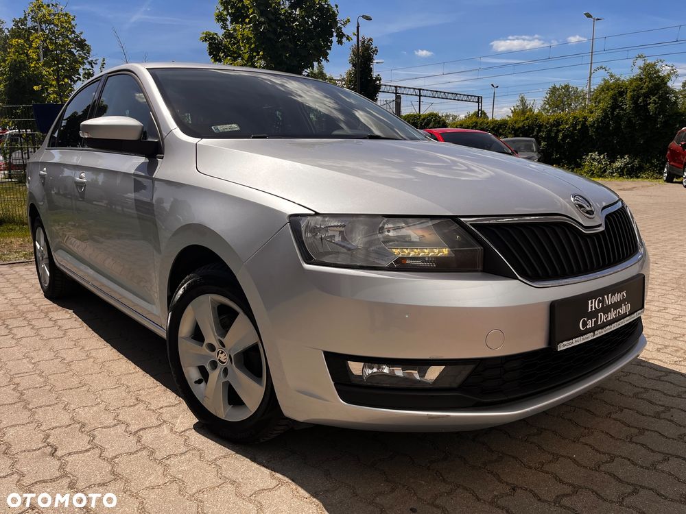 Skoda RAPID 1.0 TSI Drive DSG - 19
