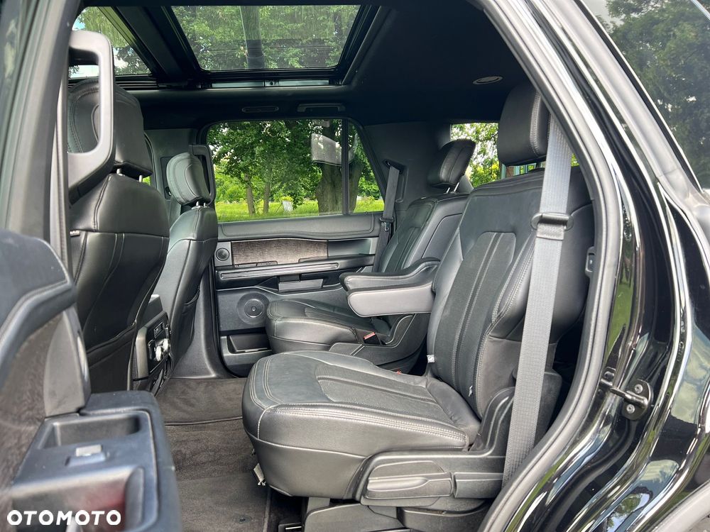 Ford Expedition - 16