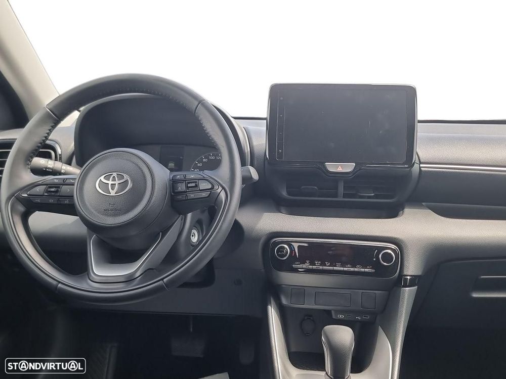 Toyota Yaris - 11