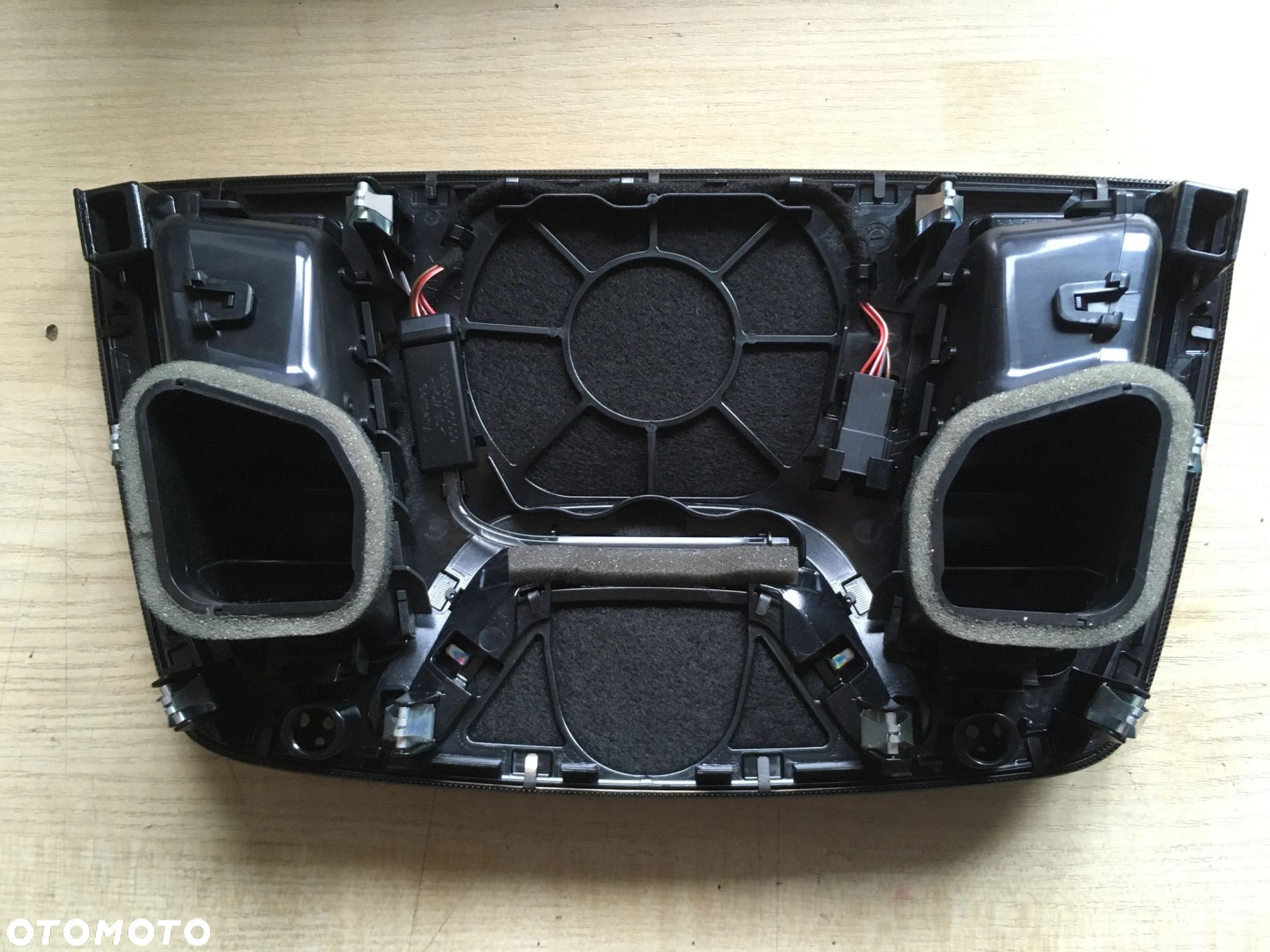 KRATKA OSŁONA GŁOŚNIKA CENTRALNEGO BOWERS WILKINS BMW G11 G12 - 5