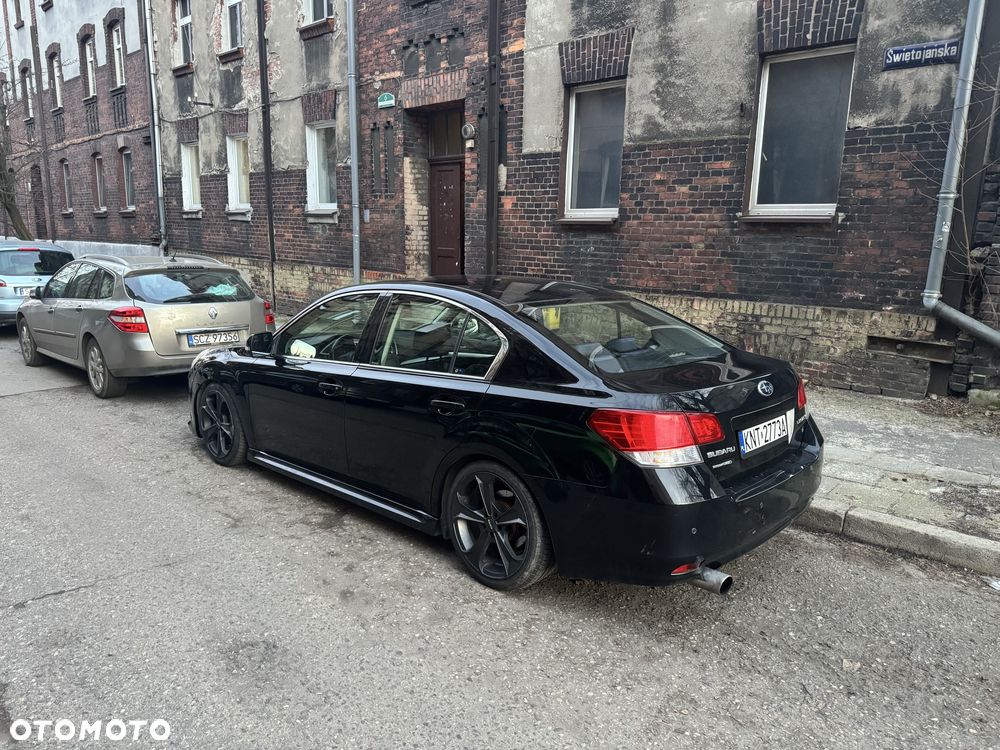 Subaru Legacy - 3