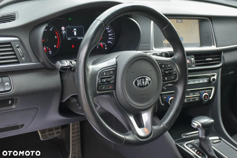 Kia Optima Sportagon 1.7 CRDI DCT Spirit - 23