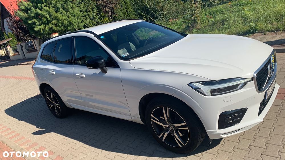 Volvo XC 60 T5 AWD R-Design - 2