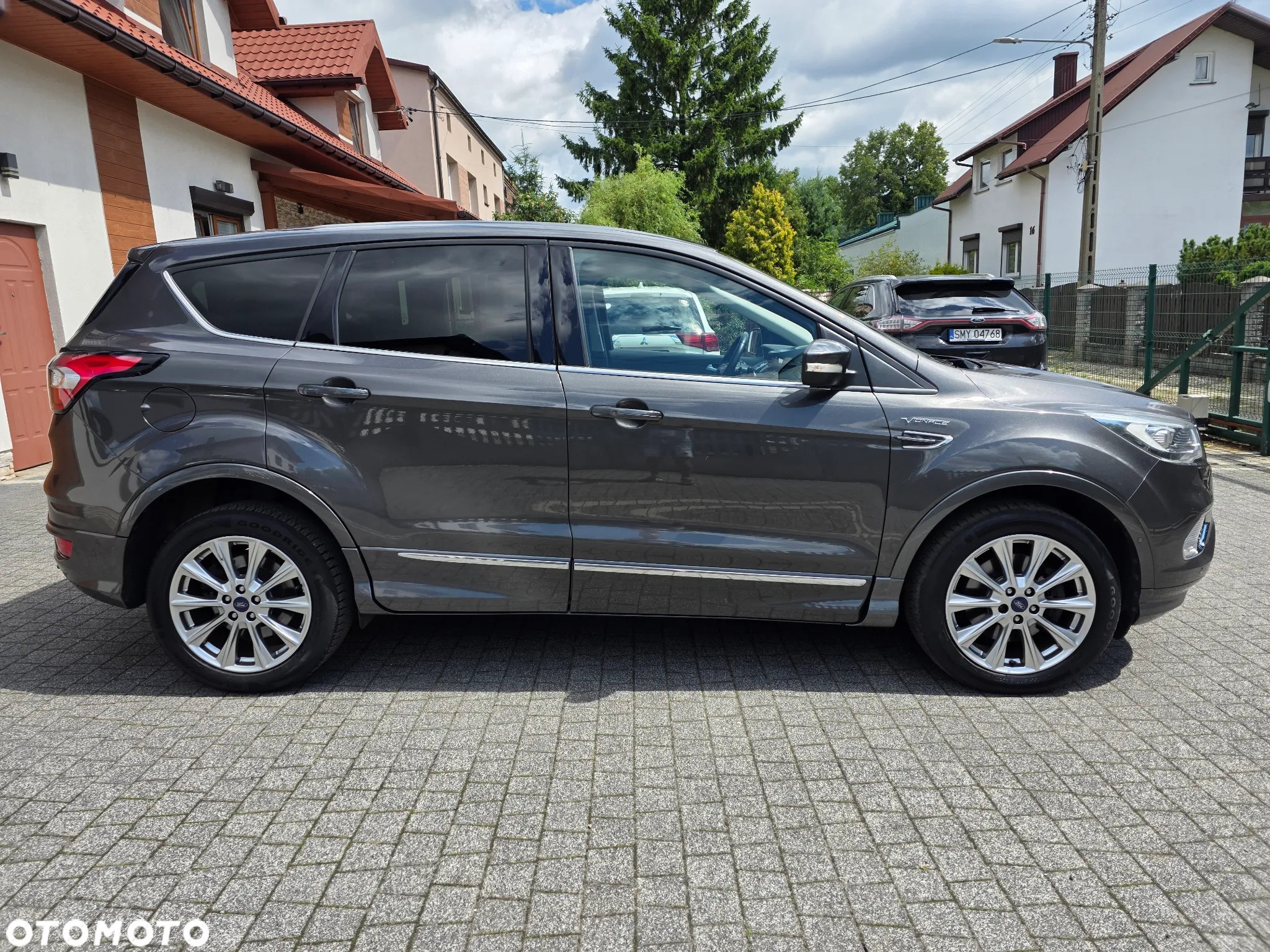 Ford Kuga 1.5 EcoBoost 4x4 Vignale - 13