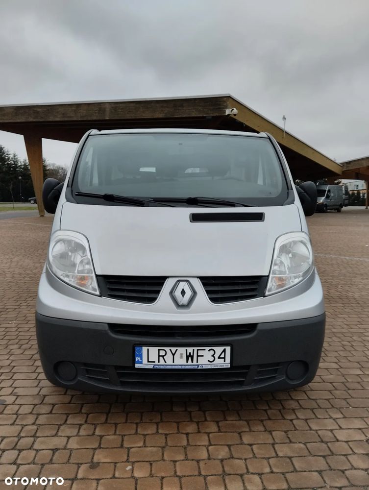 Renault Trafic 2.0 115 KM !!! KLIMA ! SPROWADZONY/ZAREJESTROWANY !!! ŁADNY I ZADBANY !!!Nie Vivaro - 2