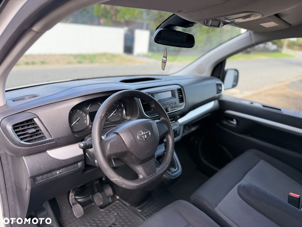 Toyota Proace Verso 1.5 D4-D Medium Family - 15