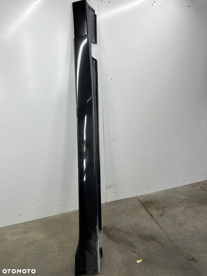 Nakładka progu BMW 5 E60 E61 prawa listwa próg zewnętrzny 7033760 - 2