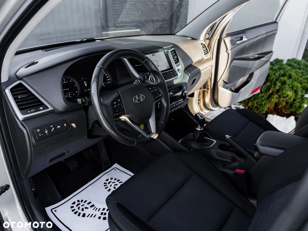 Hyundai Tucson 2.0 CRDi 2WD Trend - 18