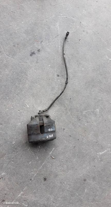 Pinça Frente Esquerda Audi A3 (8P1) - 2