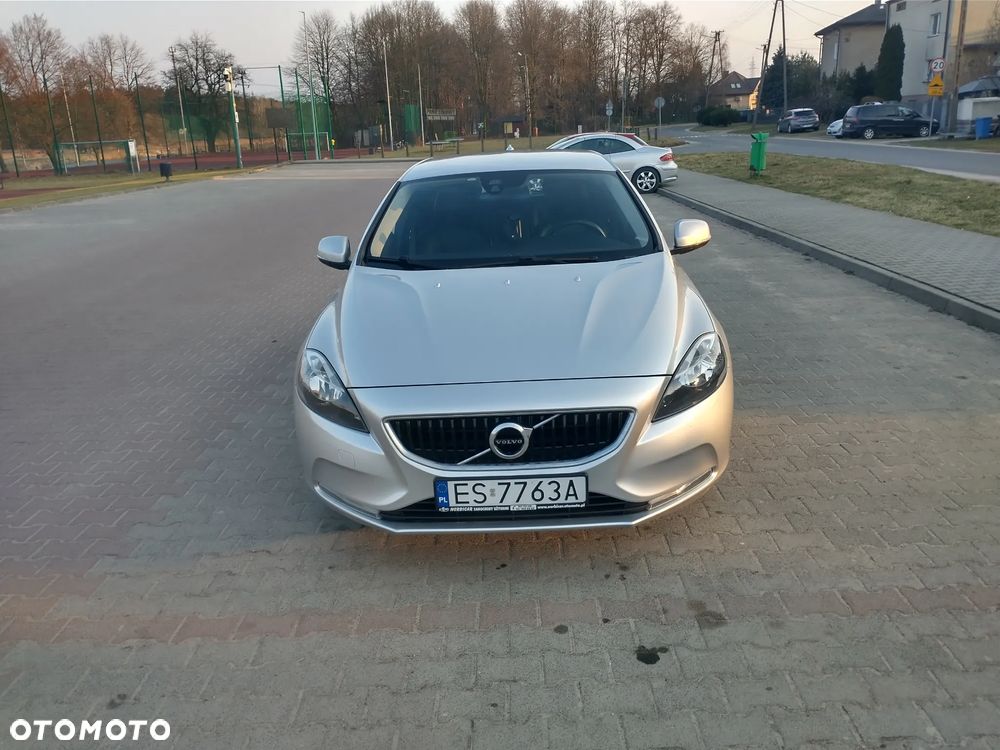 Volvo V40 D2 - 2