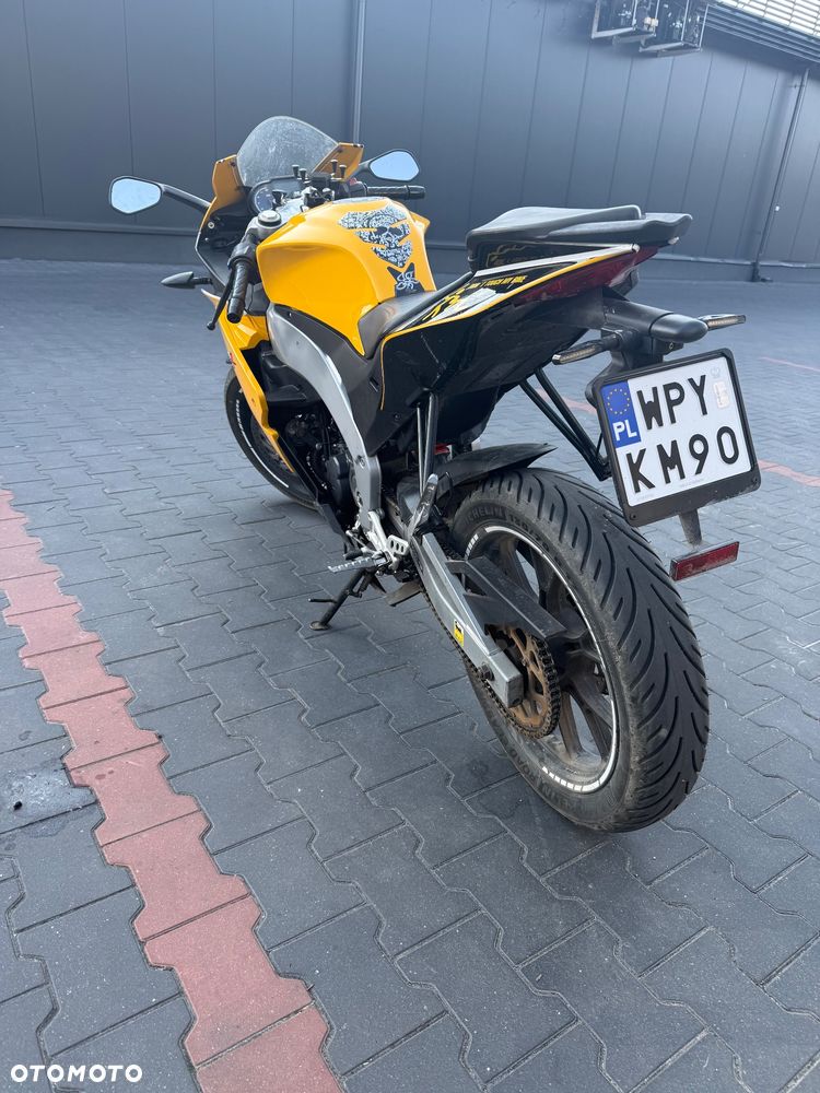 Aprilia RS - 9