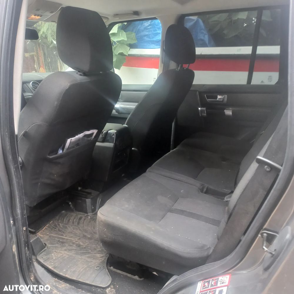 Land Rover Discovery - 5