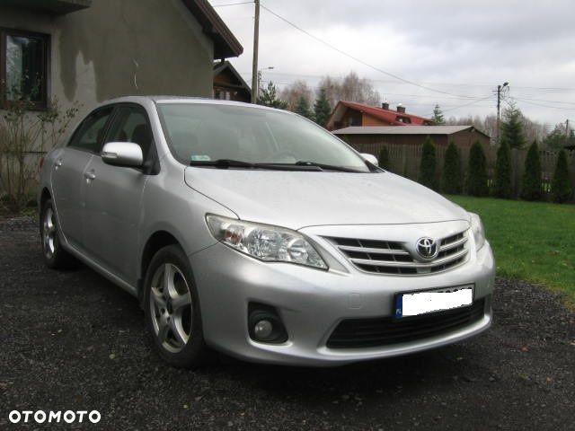 Toyota Corolla 1.6 Luna - 4
