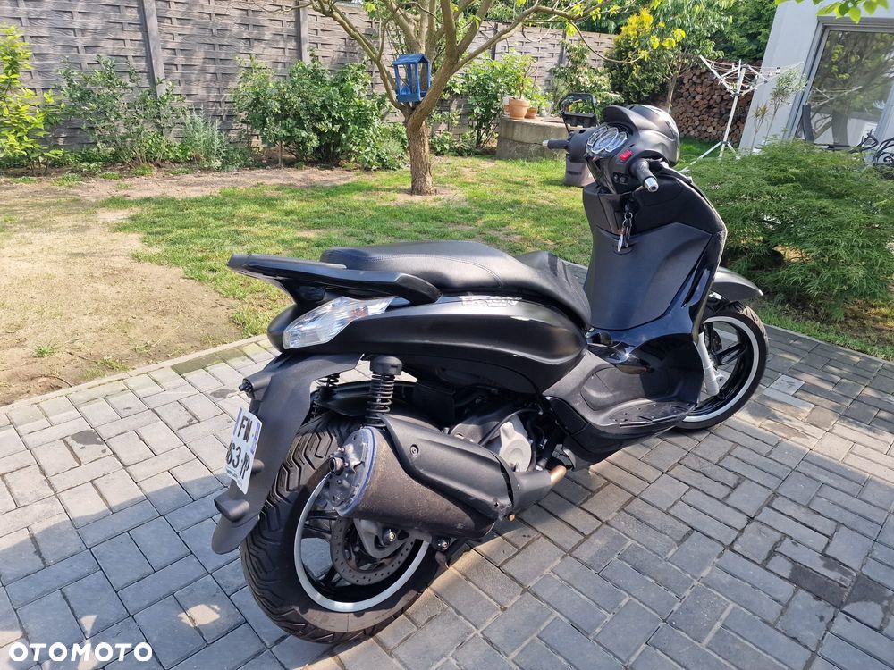 Piaggio Beverly - 5
