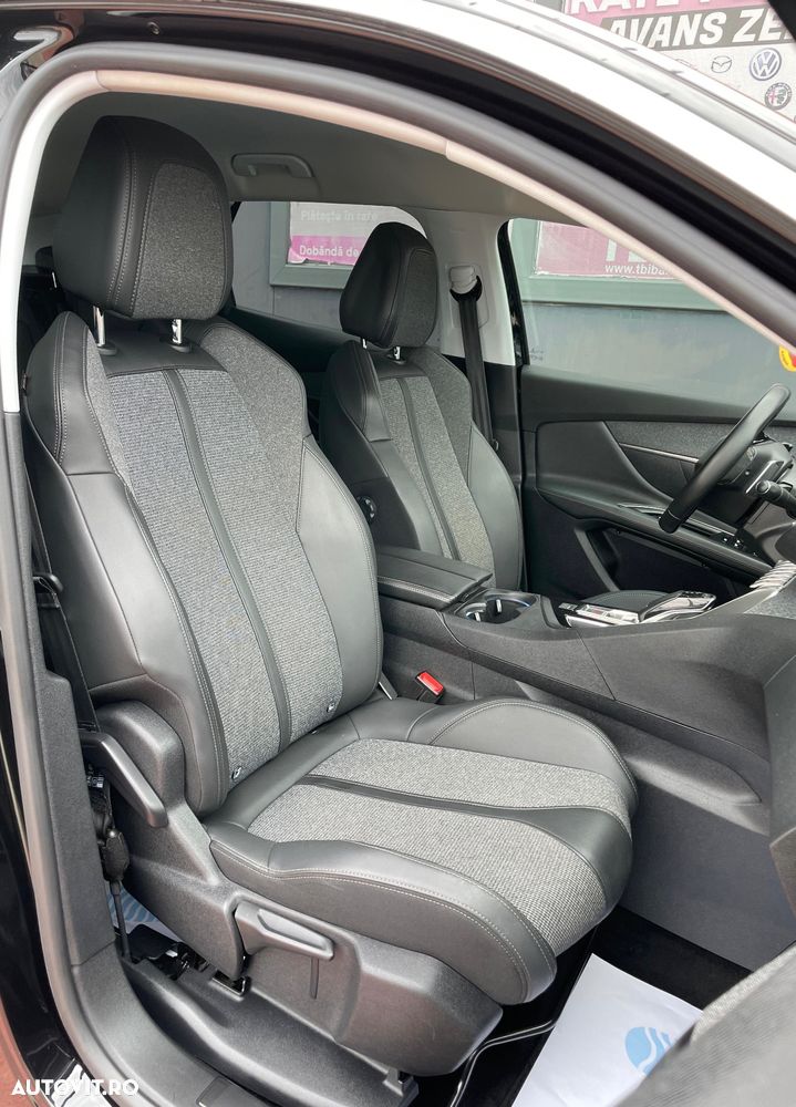 Peugeot 3008 1.2 PureTech 130 EAT8 GT - 15