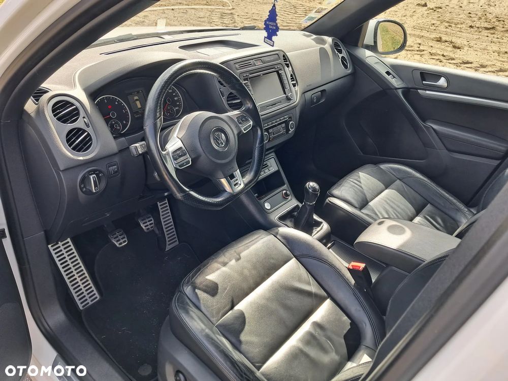 Volkswagen Tiguan - 9