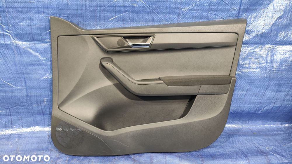BOCZEK DRZWI TAPICERKA LEWY PRAWY PRZÓD KLAMKA WEWNĘTRZNA CHROM GŁOŚNIK PANEL PRZEŁĄCZNIK SZYB LUSTEREK SKODA FABIA III 3 LIFT EUROPA - 8