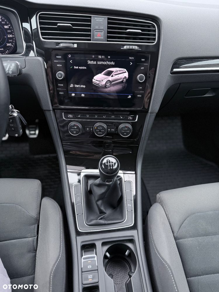 Volkswagen Golf Variant - 29