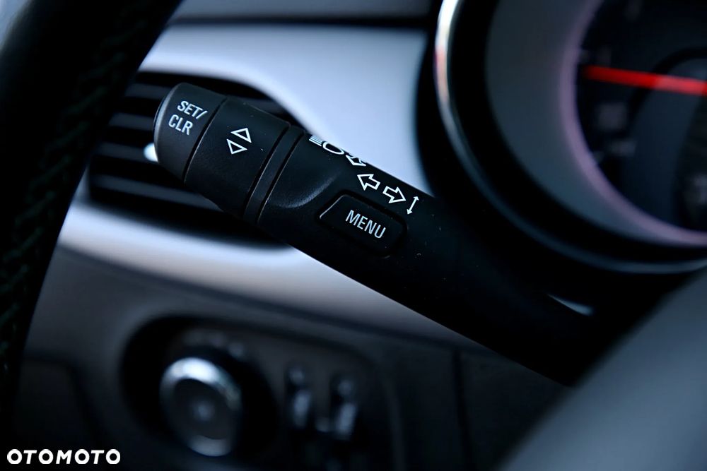 Opel Astra V 1.2 T Edition S&S - 32