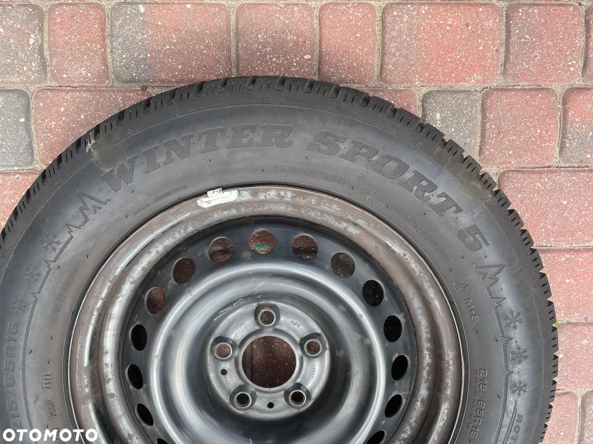 nissan qashqai renault kadjar x-trail felgi 16 zima + kołpaki 2024 rok 5x114,3 215/65/16  dunlop - 6