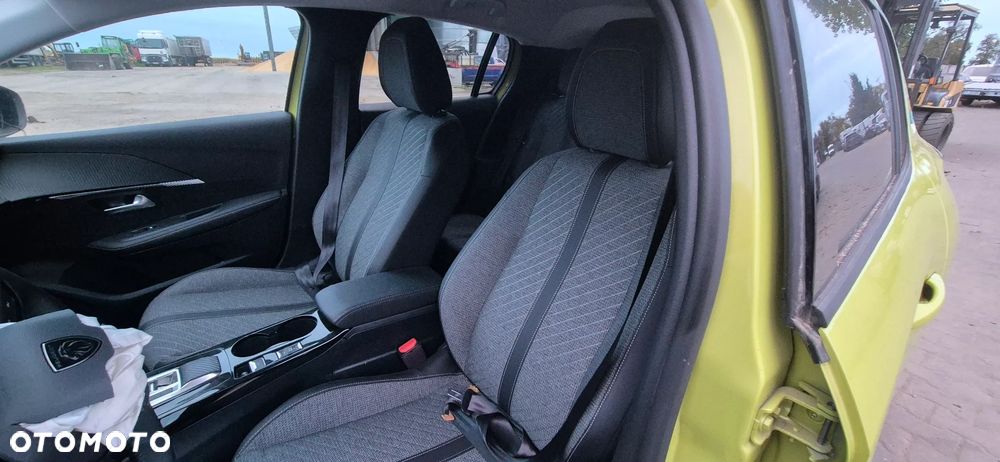 Peugeot 208 Active - 25
