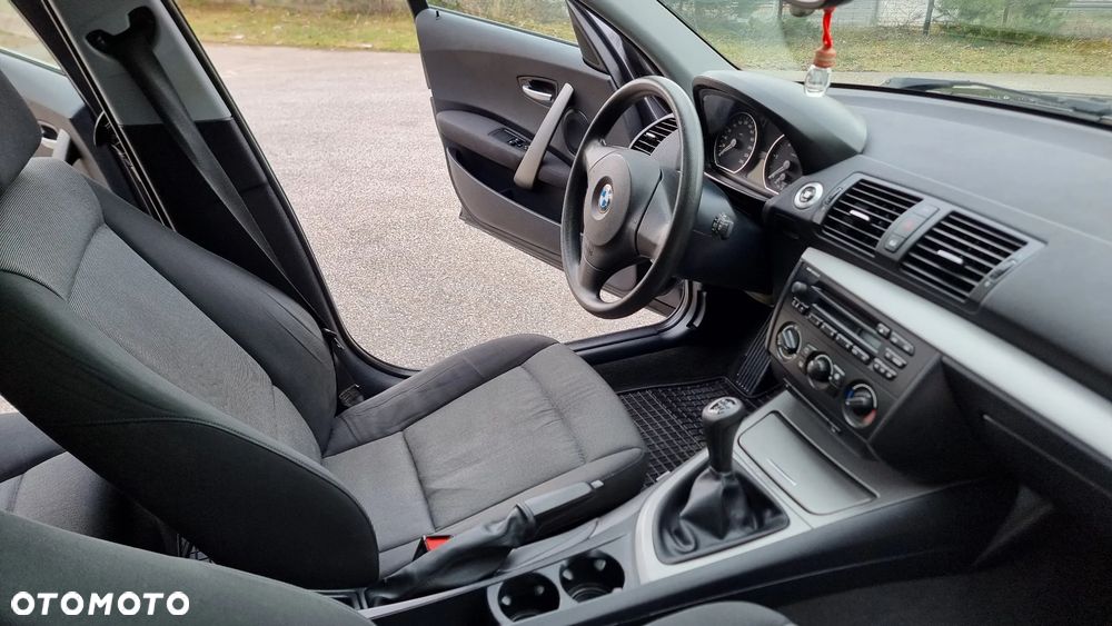 BMW Seria 1 118d - 16