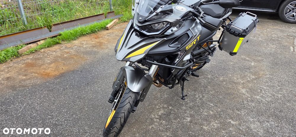 QJMOTOR 900 SX - 8