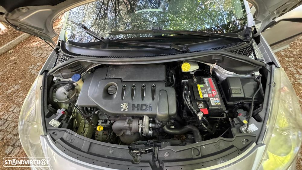 Peugeot 207 1.4 HDi Urban - 7