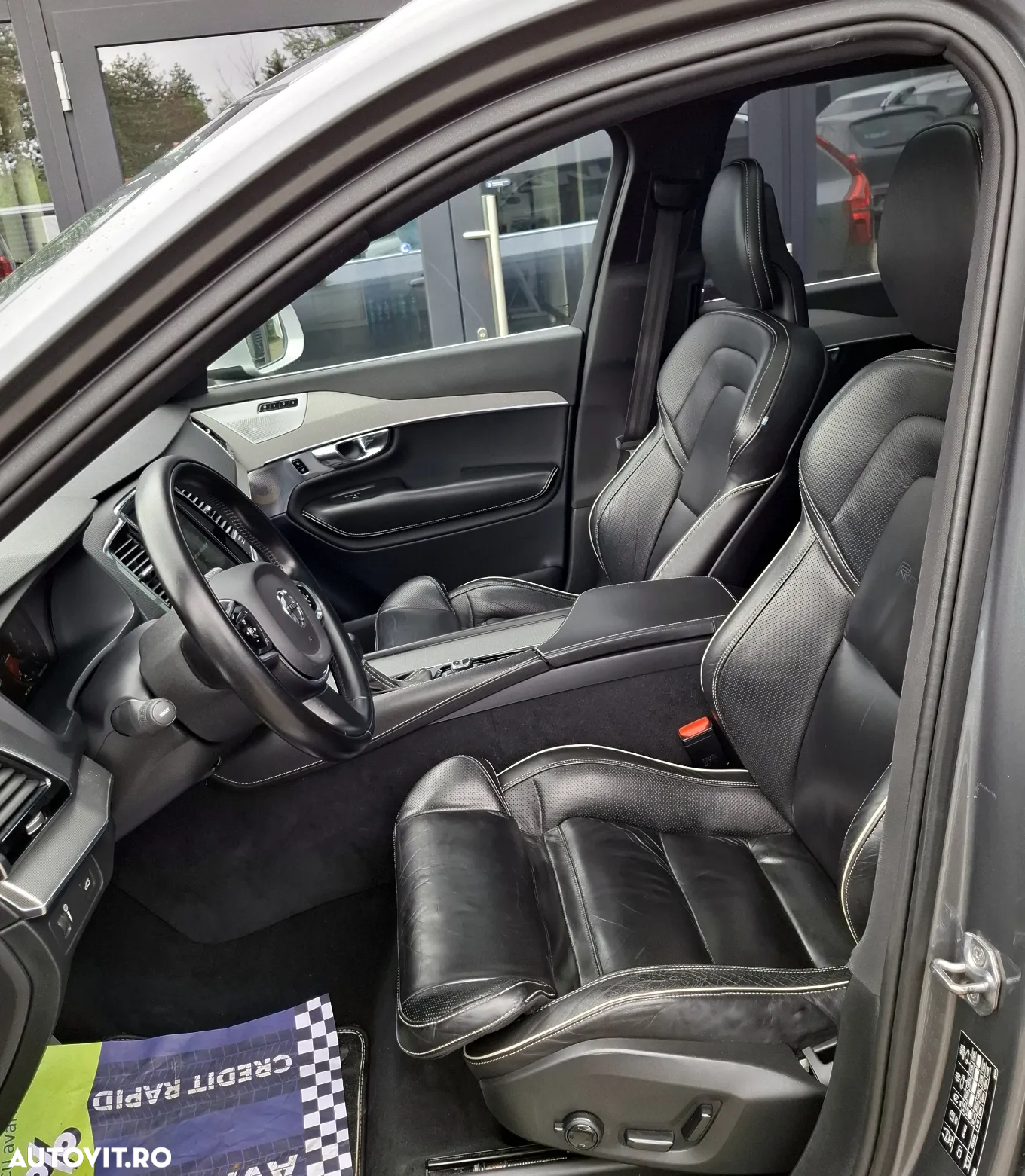 Volvo XC 90 D5 AWD R-Design - 8