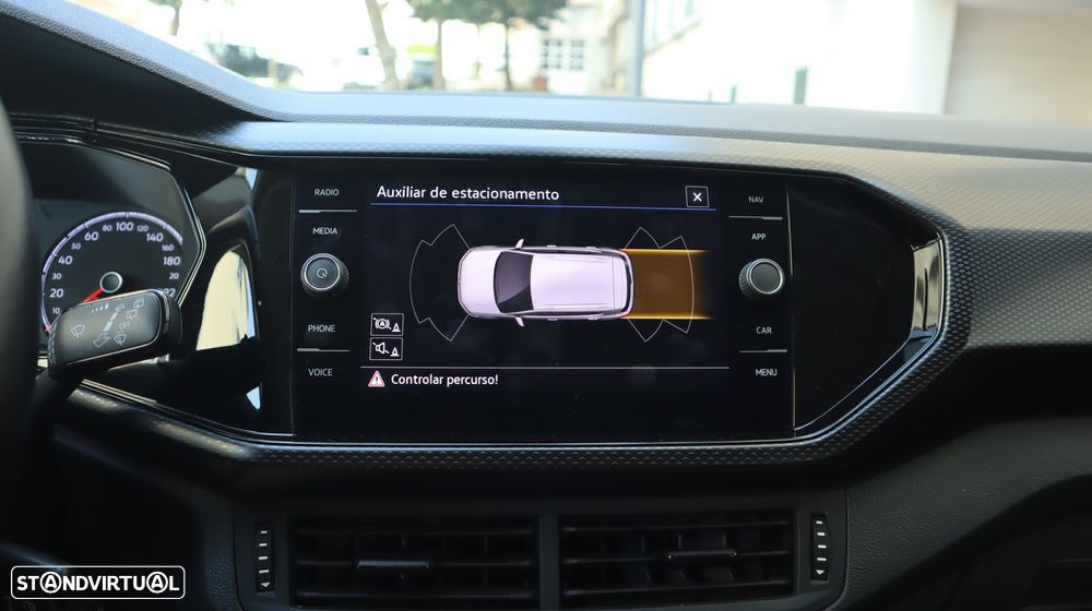 VW T-Cross 1.0 TSI Life DSG - 35