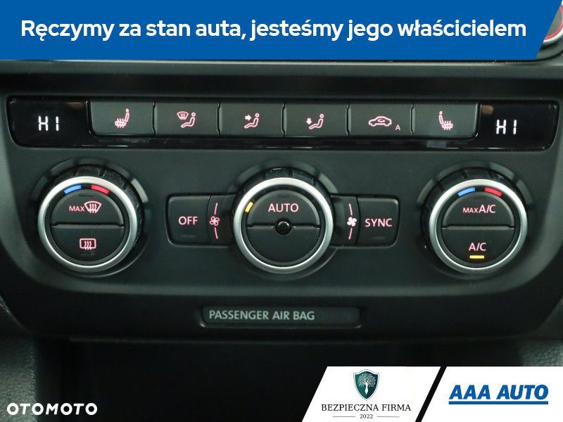 Volkswagen Jetta - 16
