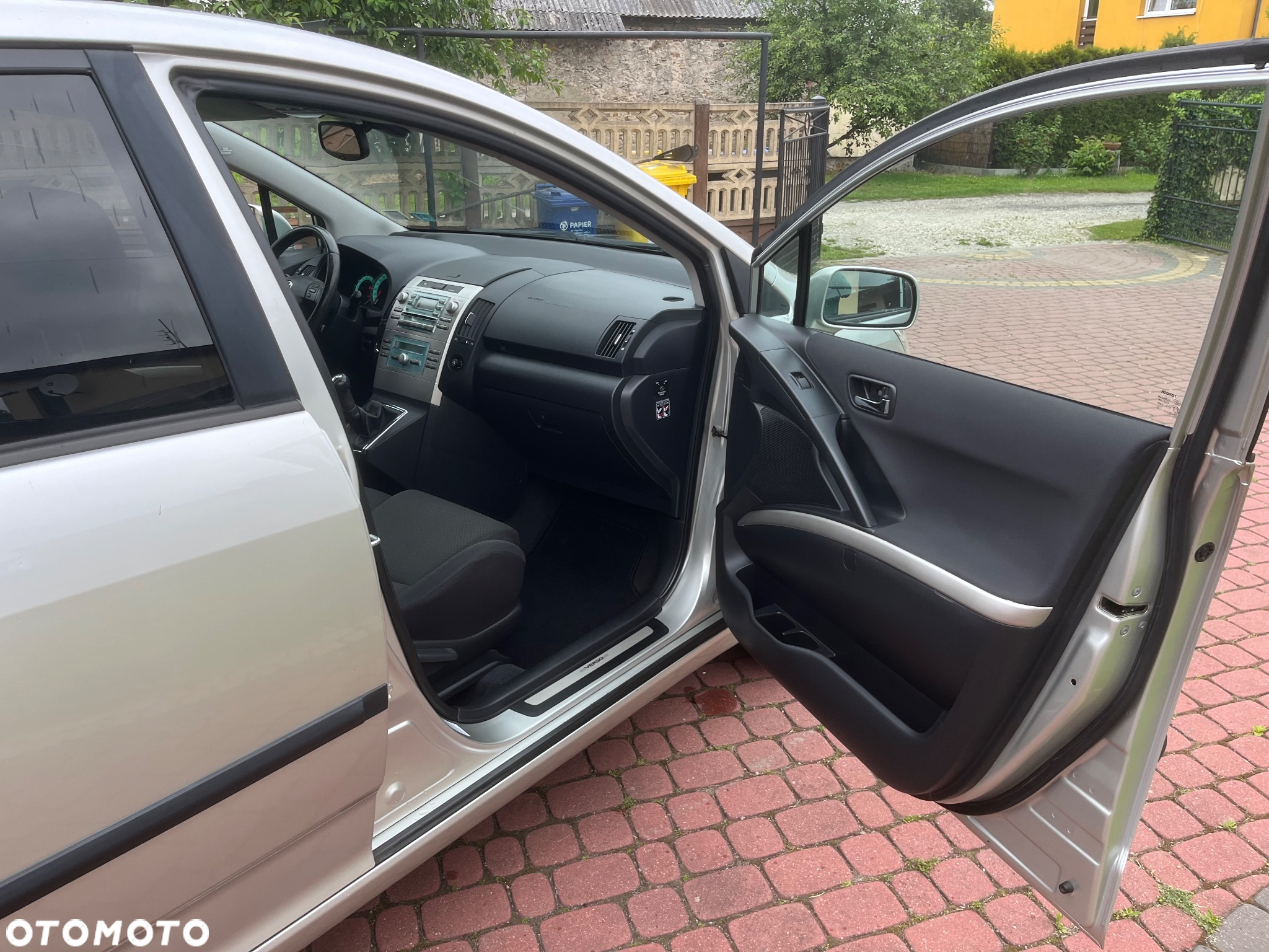 Toyota Corolla Verso 1.8 Sol + 7os - 22
