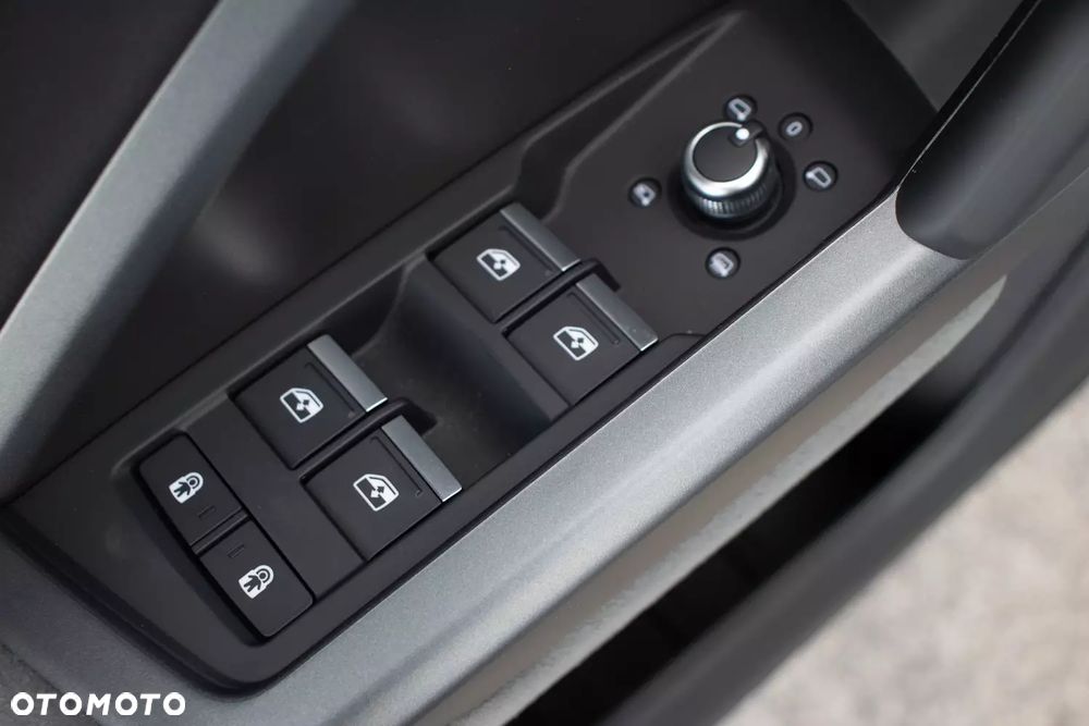 Audi Q3 35 TFSI S line S tronic - 17