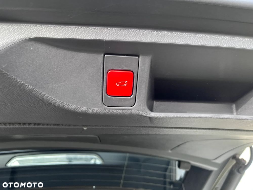 DS Automobiles DS 4 1.5 BlueHDi Performance Line + - 11