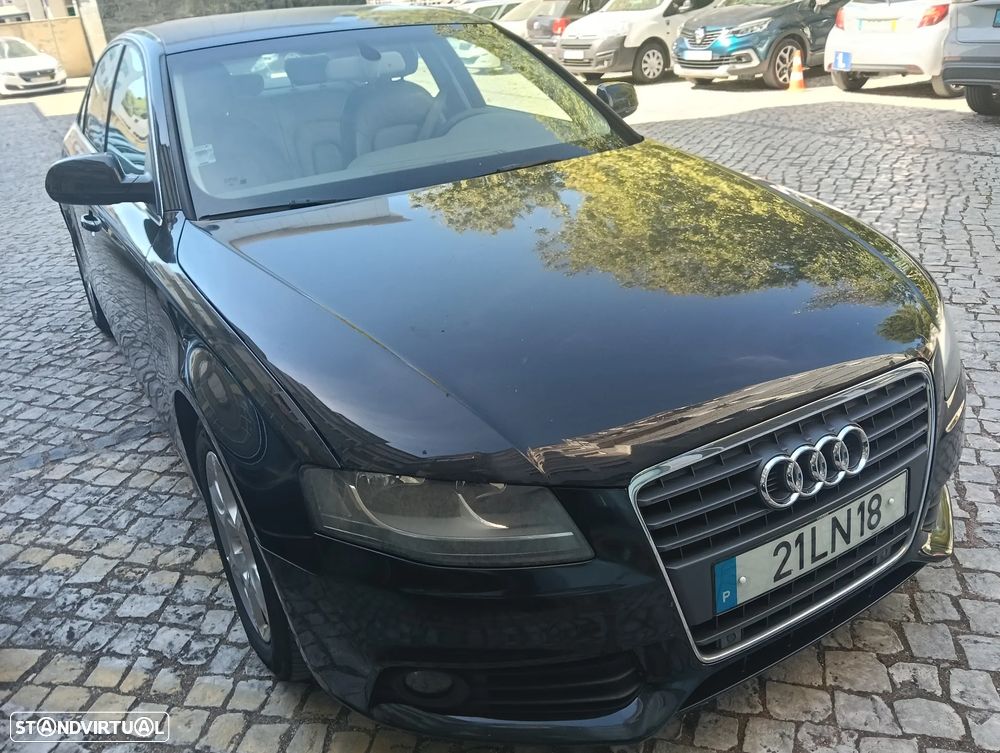 Audi A4 2011 photo 3