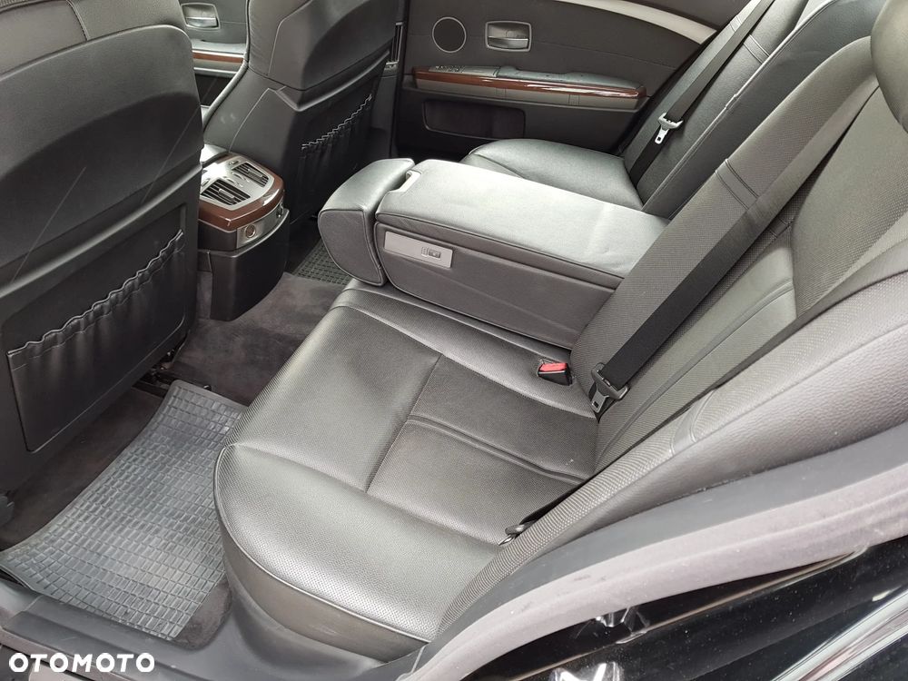 BMW Seria 7 - 14