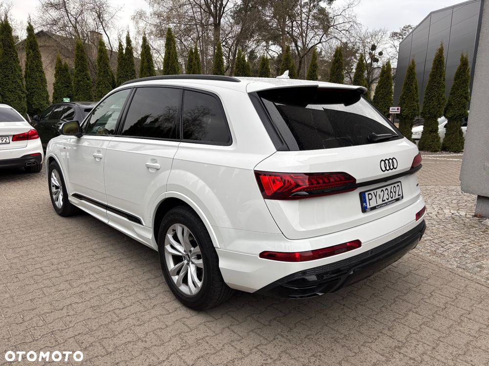 Audi Q7 55 TFSI mHEV Quattro S Line Tiptr - 5