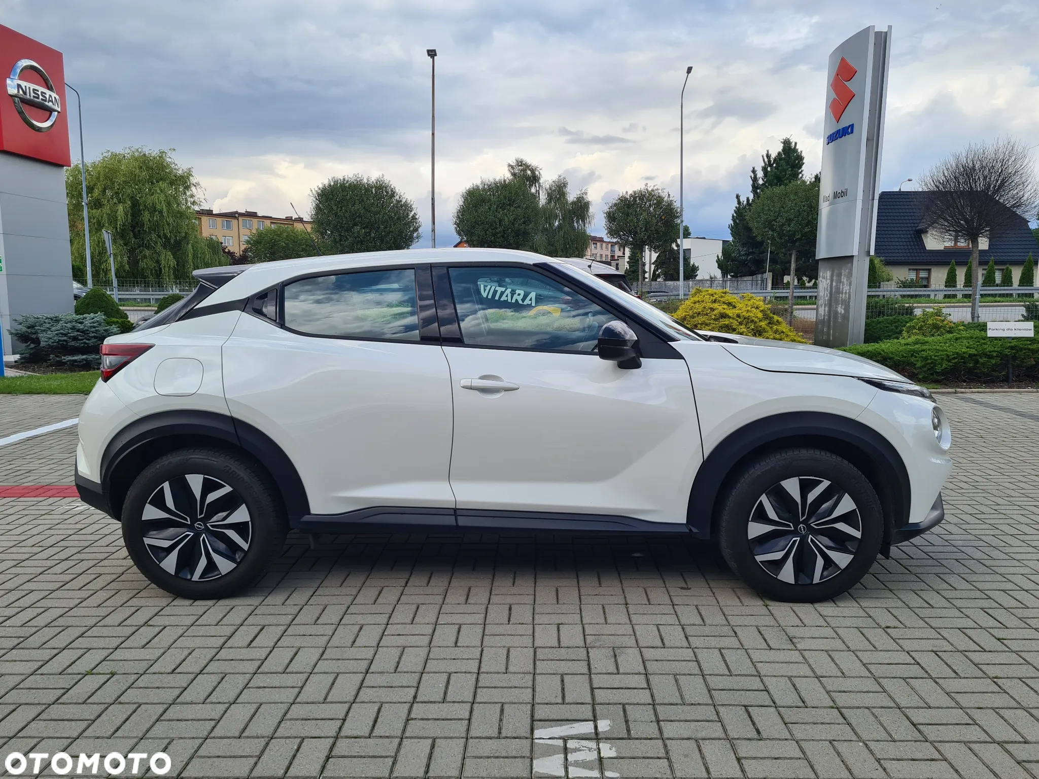 Nissan Juke 1.0 DIG-T Acenta DCT - 3